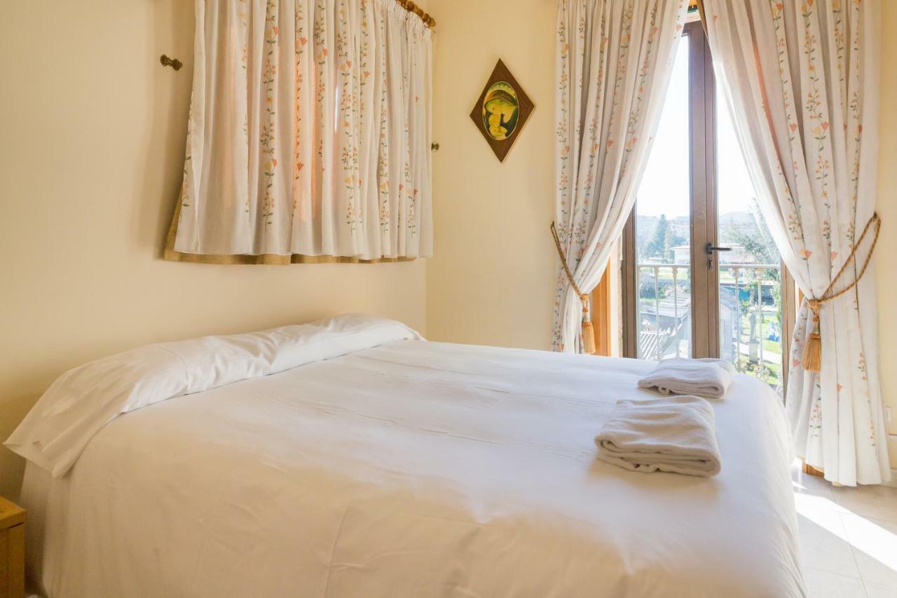 Albergue Villa San Clemente Tui Exterior foto